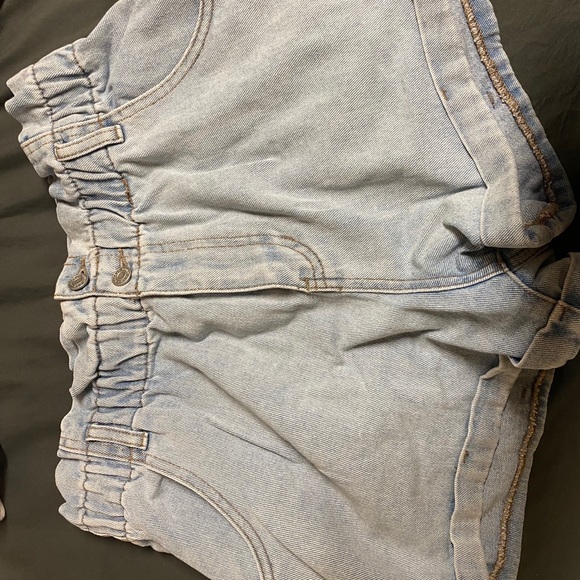 Pacsun Mom Shorts in size Large - Picture 1 of 4